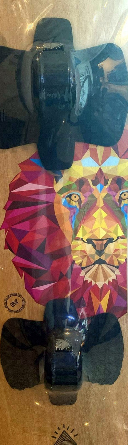 Above Drop sandboard 115 cm – lion graphic, bindings included