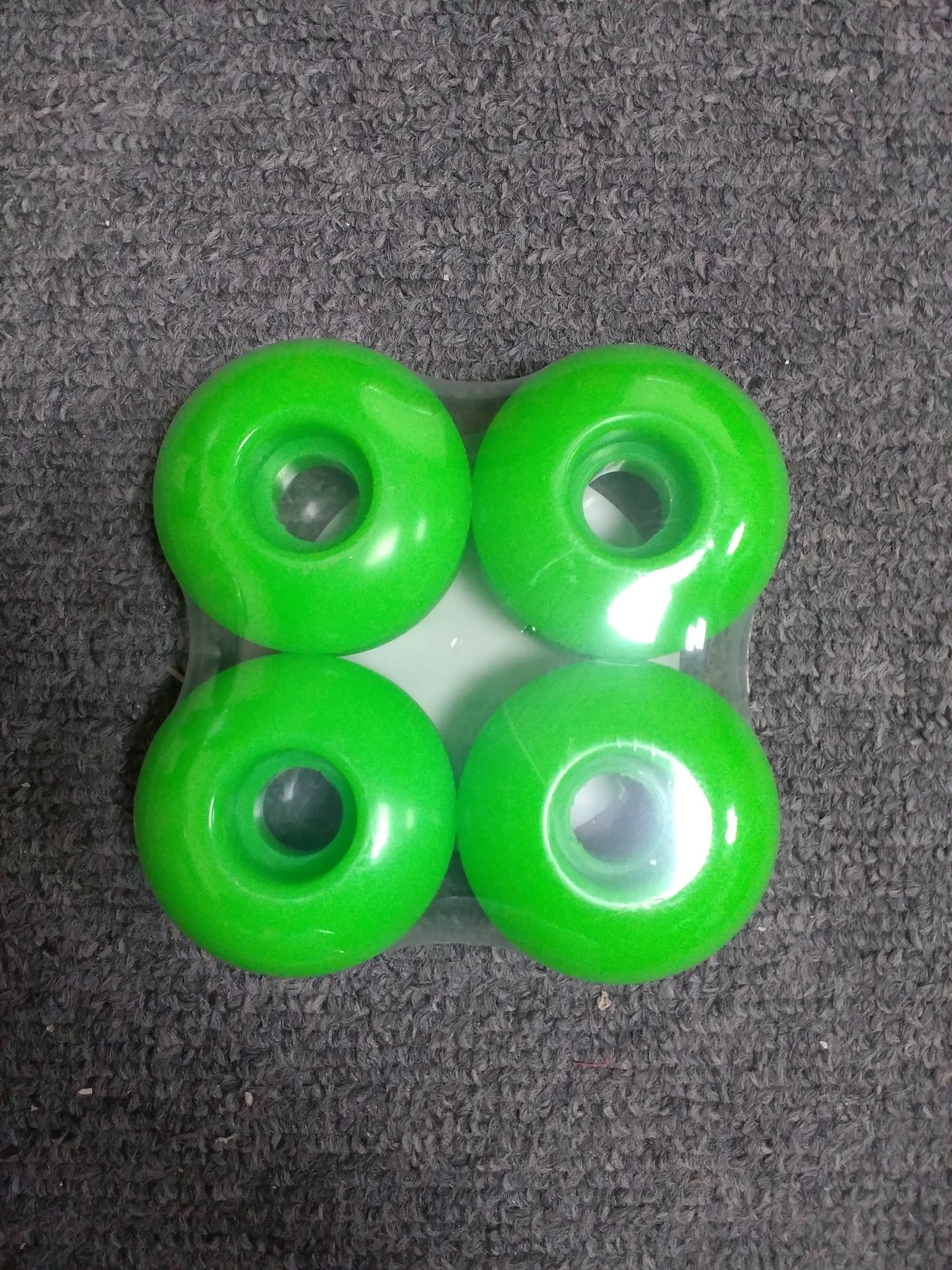 Steadfast Solid 54mm 99A Wheels - Green [set of 4] - LocoSonix