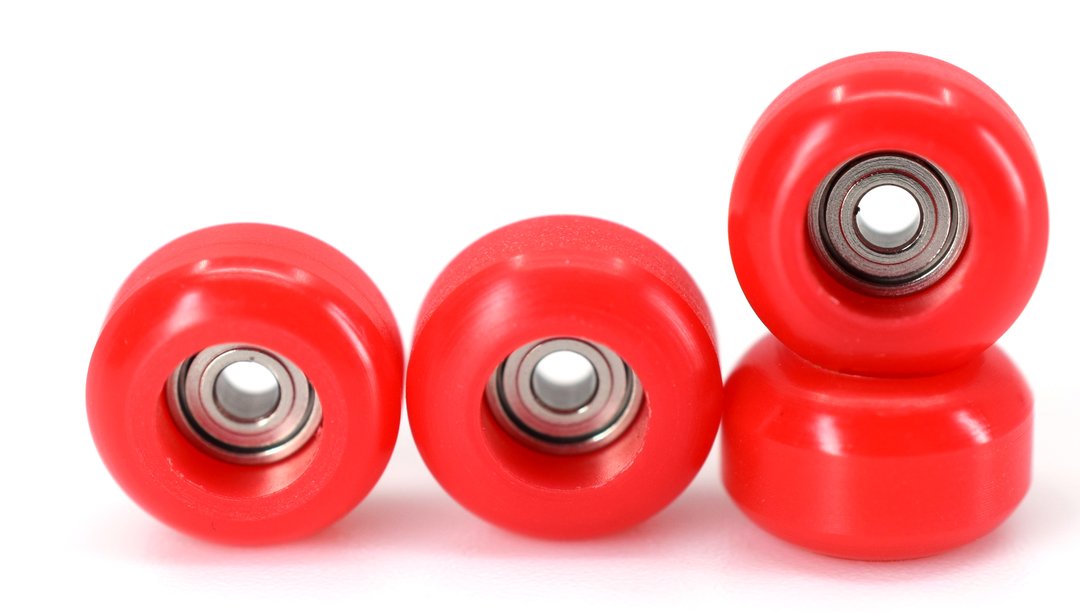 Teak Fingerboard CNC PU Bearing Wheels - Red - LocoSonix