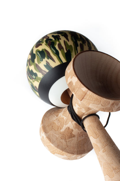 Sweets Lab V25 Sweets Classic Camo Kendama